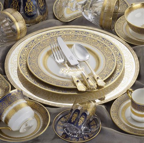 Luxury and Designer Italian Tableware & Table Sets 